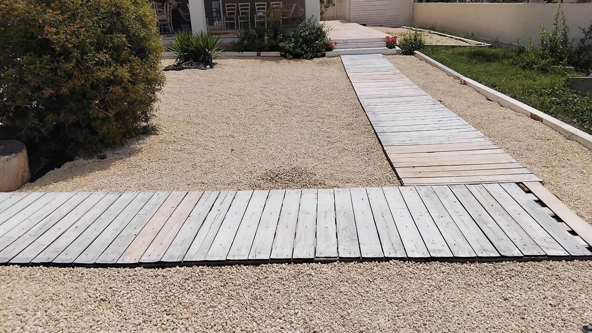 דירות אונינה Il Campo Blu 0*,