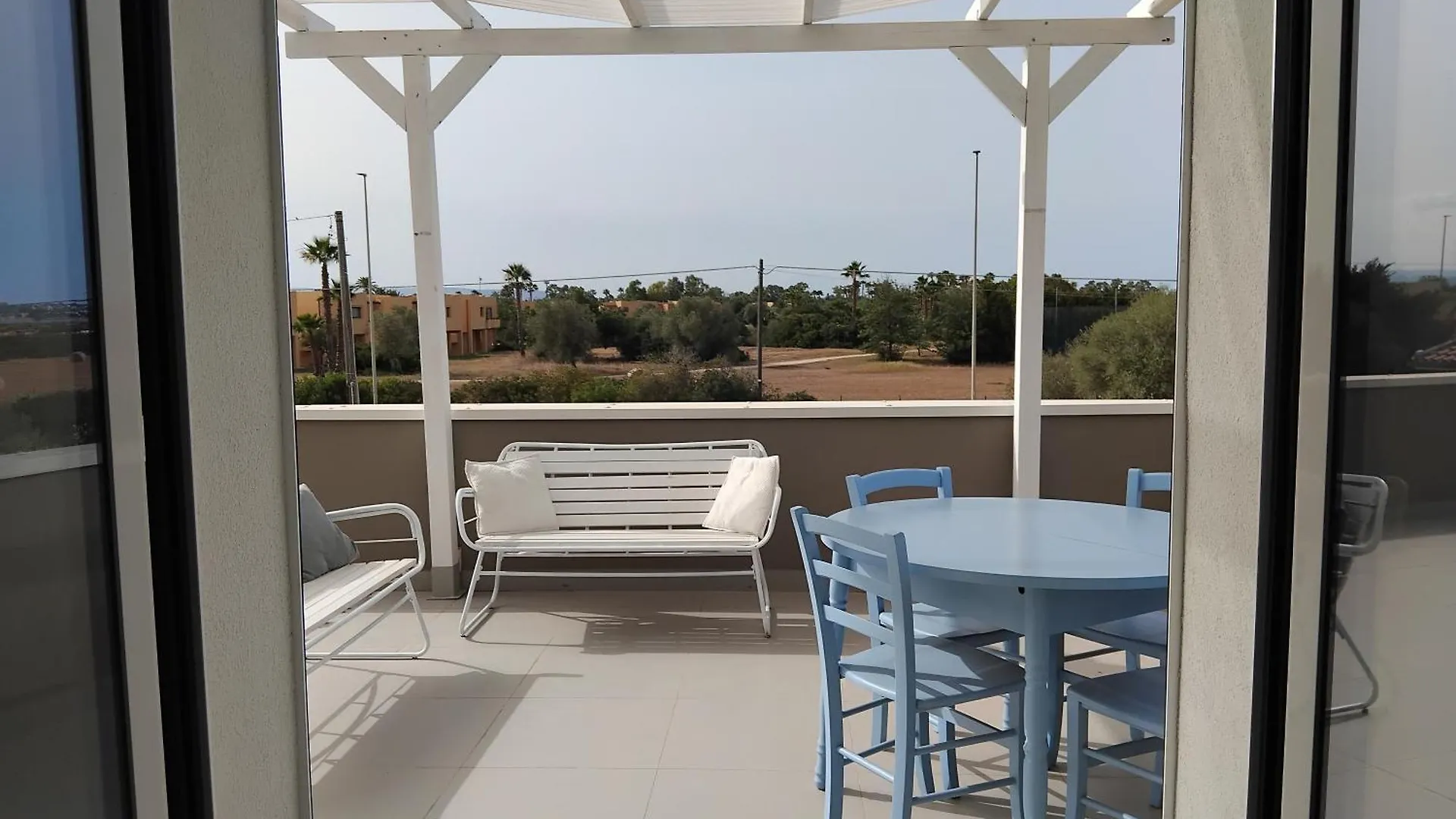 דירות אונינה Il Campo Blu איטליה